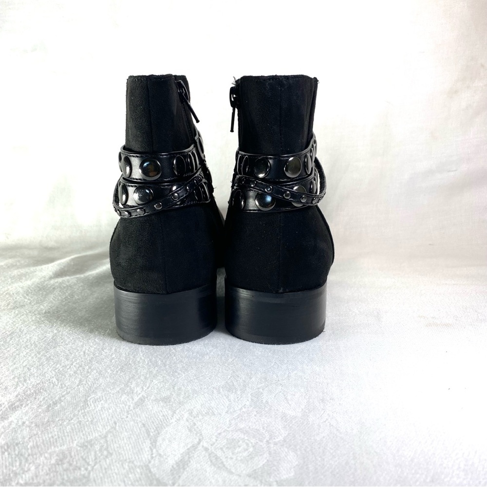 Le Chateau Leather Black Ankle Chelsea Boots Sz 7 Western Feminine Basic EUC - Picture 5 of 9
